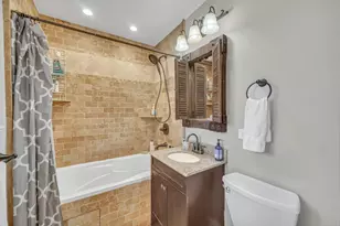 256 W Kathleen Dr, Des Plaines, IL 60016 - Photo 10