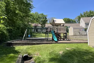 81 Maude Ave, Fox Lake, IL 60020 - Photo 18