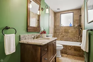 1427 W Huron St, Chicago, IL 60642 - Photo 14