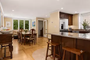1427 W Huron St, Chicago, IL 60642 - Photo 4