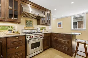 1427 W Huron St, Chicago, IL 60642 - Photo 8