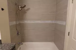 1070 Woodhill Ct, Elgin, IL 60120 - Photo 22