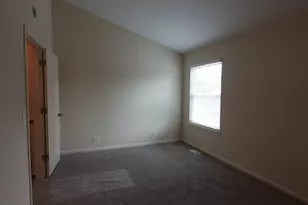 1070 Woodhill Ct, Elgin, IL 60120 - Photo 28