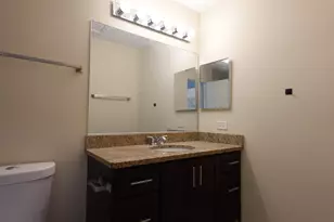 1070 Woodhill Ct, Elgin, IL 60120 - Photo 24