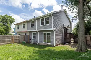 208 Granada Ct, Bolingbrook, IL 60440 - Photo 16