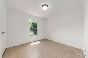 208 Granada Ct, Bolingbrook, IL 60440 - Photo 12