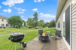1527 Waterside Dr, Dekalb, IL 60115 - Photo 22