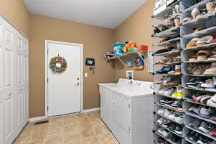1527 Waterside Dr, Dekalb, IL 60115 - Photo 16