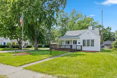 595 S Curtis Avenue, Kankakee, IL 60901 - Photo 2