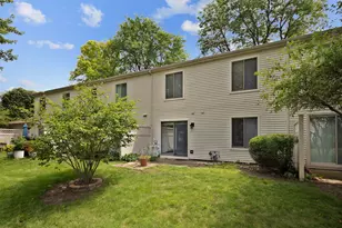 1525 Yale Ct, Elk Grove Village, IL 60007 - Photo 32