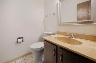 1525 Yale Ct, Elk Grove Village, IL 60007 - Photo 18