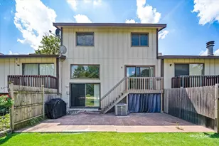 772 Circle Dr, Roselle, IL 60172 - Photo 16