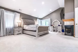 1857 W Ashbury Ln, Inverness, IL 60067 - Photo 20