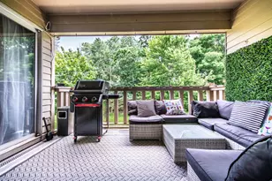1857 W Ashbury Ln, Inverness, IL 60067 - Photo 30