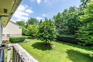 1857 W Ashbury Ln, Inverness, IL 60067 - Photo 32