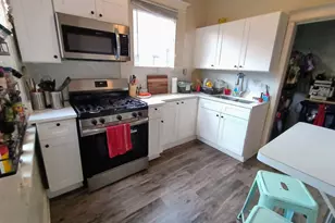 3516 N Broadway St, Chicago, IL 60657 - Photo 8
