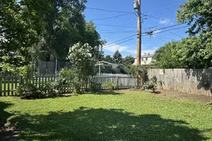 260 S Aldine St, Elgin, IL 60123 - Photo 28