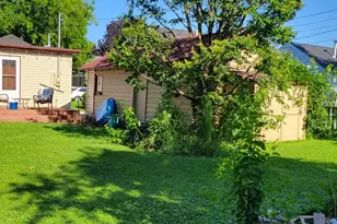 260 S Aldine St, Elgin, IL 60123 - Photo 8