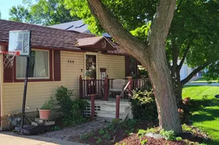 260 S Aldine St, Elgin, IL 60123 - Photo 12