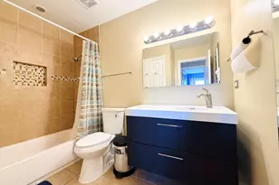 1017 Newport Harbor, Schaumburg, IL 60193 - Photo 10