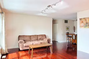 1017 Newport Harbor, Schaumburg, IL 60193 - Photo 4