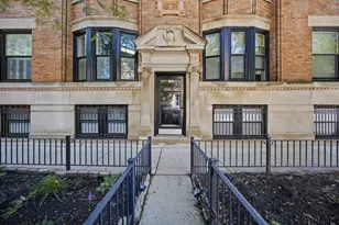 2103 N Hudson Ave, Chicago, IL 60614 - Photo 1