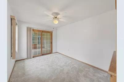 771 S Parkcrest Drive #771, Freeport, IL 61032 - Photo 8