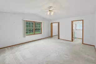 771 S Parkcrest Dr, Freeport, IL 61032 - Photo 14