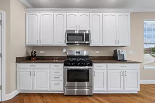 1873 N Crenshaw Circle, Vernon Hills, IL 60061 - Photo 6