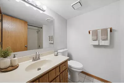9800 Sayre Avenue #2B, Chicago Ridge, IL 60415 - Photo 12
