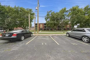 9800 Sayre Ave, Chicago Ridge, IL 60415 - Photo 20