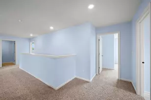 759 Kentshire Cir, Elgin, IL 60124 - Photo 20