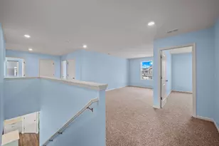 759 Kentshire Cir, Elgin, IL 60124 - Photo 18