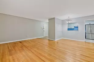 8500 Skokie Blvd, Skokie, IL 60077 - Photo 6
