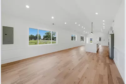 10718 S Worth Avenue, Worth, IL 60482 - Photo 38