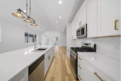 10718 S Worth Avenue, Worth, IL 60482 - Photo 12