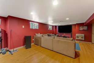 8800 S Merrill Ave, Chicago, IL 60617 - Photo 18