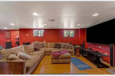 8800 S Merrill Avenue, Chicago, IL 60617 - Photo 20