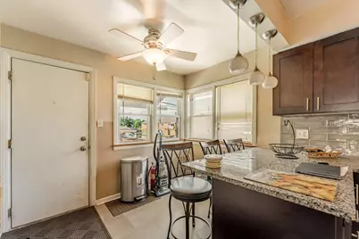 8800 S Merrill Avenue, Chicago, IL 60617 - Photo 8