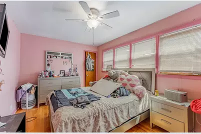 8800 S Merrill Avenue, Chicago, IL 60617 - Photo 14