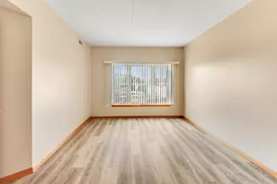 1200 S Prospect Ave, Elmhurst, IL 60126 - Photo 6