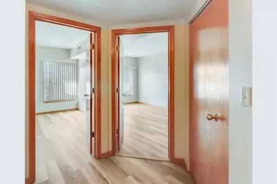 1200 S Prospect Avenue #303, Elmhurst, IL 60126 - Photo 12