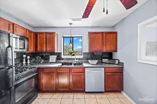 2260 Abbeywood Dr, Lisle, IL 60532 - Photo 8