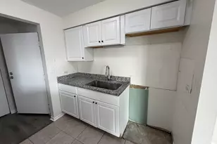 2300 N Harlem Ave, Elmwood Park, IL 60707 - Photo 10