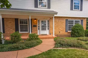 12 Northcrest Ct, Bloomington, IL 61701 - Photo 2