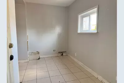 2332 W 24th Place, Chicago, IL 60608 - Photo 12