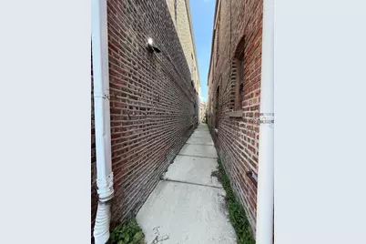 2332 W 24th Place, Chicago, IL 60608 - Photo 30