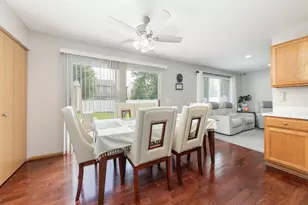 2516 Oasis Dr, Plainfield, IL 60586 - Photo 10
