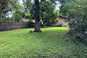 9528 S Brandt Ave, Oak Lawn, IL 60453 - Photo 12