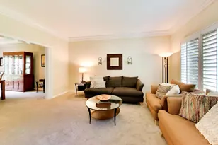 712 De Lasalle Ct, Naperville, IL 60565 - Photo 6